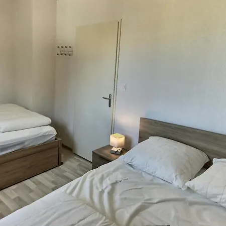 فيلة Pavillon Dansune Avec Piscine